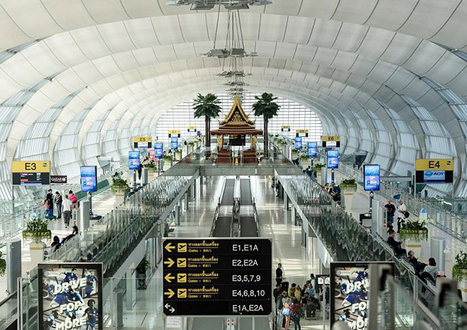 曼谷素萬那普國(guo)際(ji)機(jī)場(chang) 曼谷素萬那普國(guo)際(ji)機(jī)場(chang)